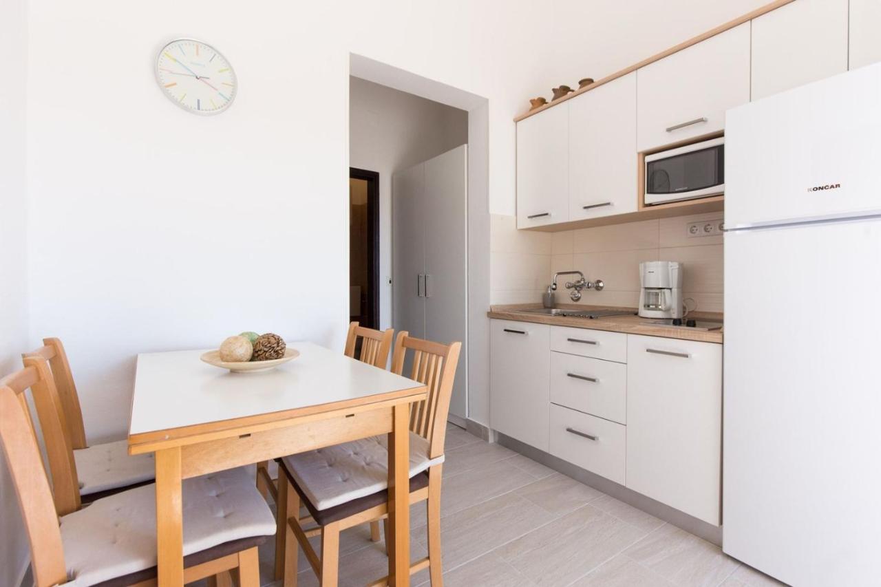 Apartments Adrijana Malinska Extérieur photo